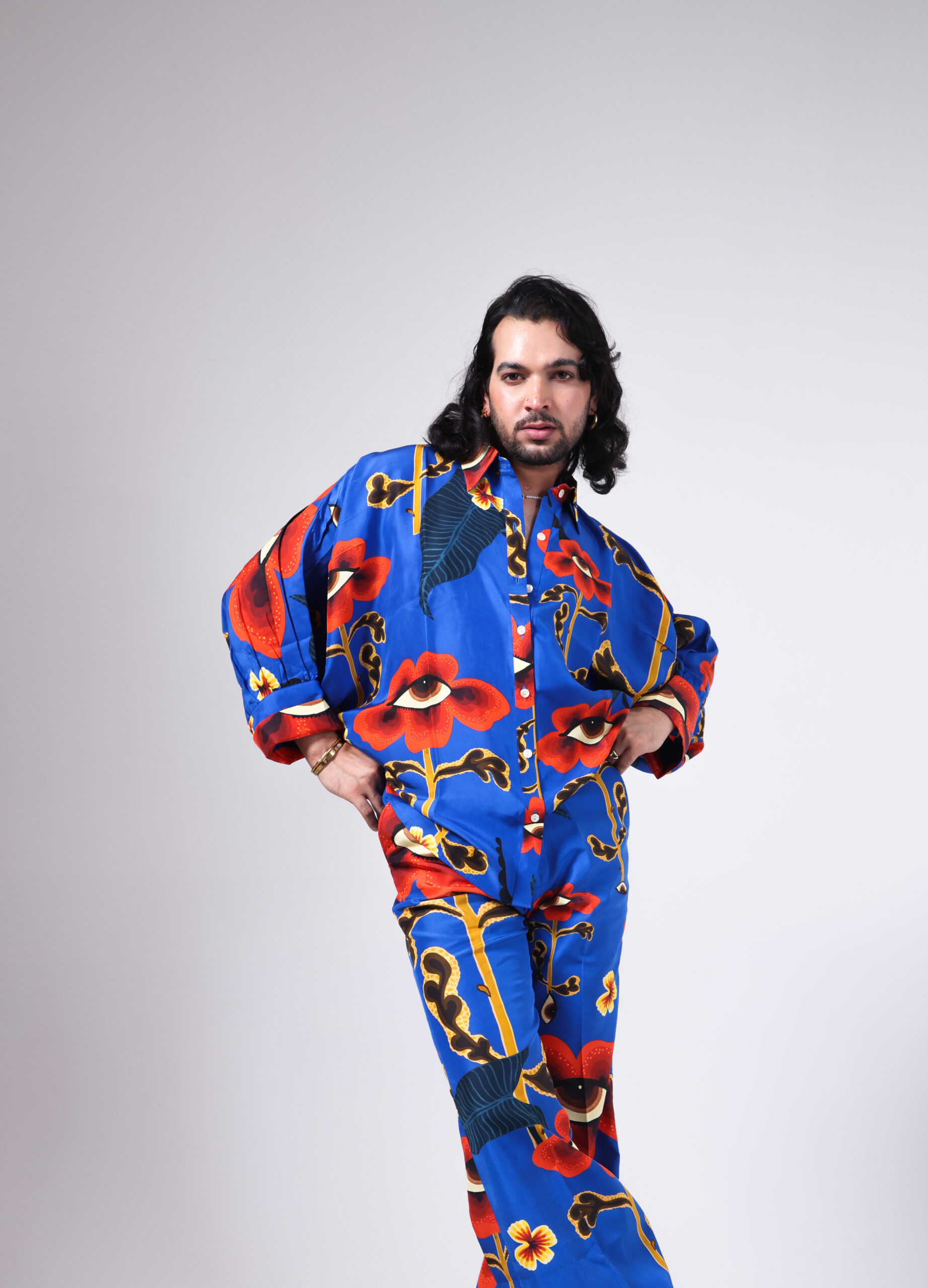 1 (12) SILK FLARED TOUSER - Image 1