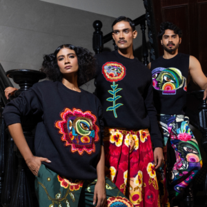 BIG PATCHED SWEATSHIRT - Image 3